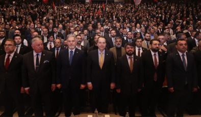 Yeniden Refah Partisi, İstanbul adaylarını tanıttı!