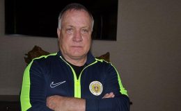 Dick Advocaat yıllar sonra açıkladı: Fenerbahçe’ye minnettarım, iki sene daha uzatma şansım olabilirdi