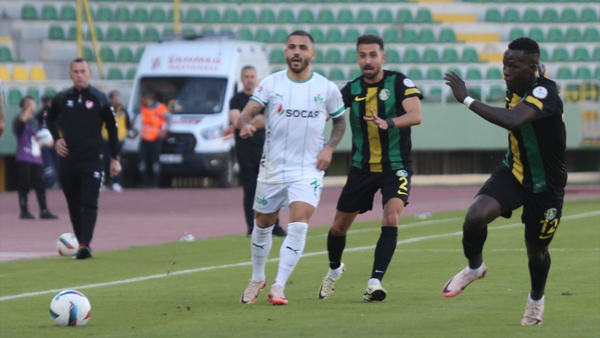 6 gol atıldı! Şanlıurfaspor – Iğdır FK maçında kazanan çıkmadı