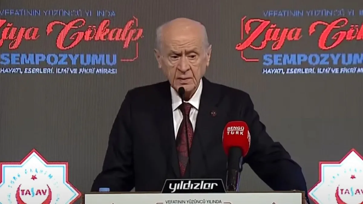 Bahçeli: Türk ve Kürdün birbirini sevmesi farzdır