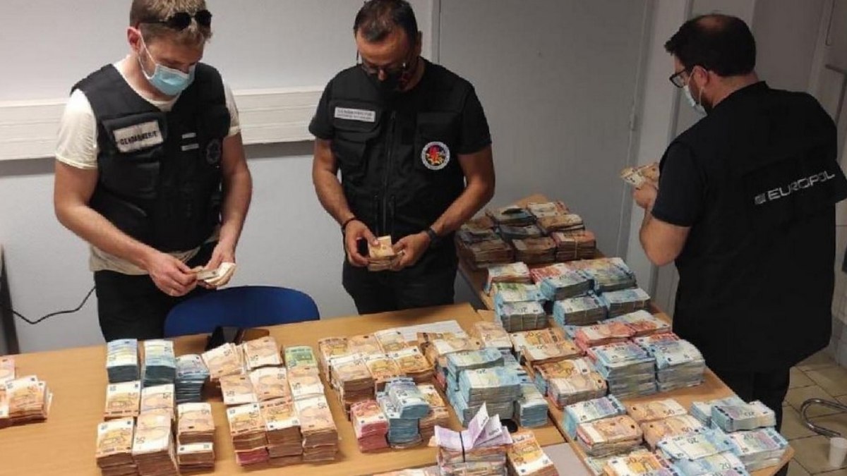 Europol: PKK Avrupa’da yasa dışı faaliyetlerle finansman sağlıyor