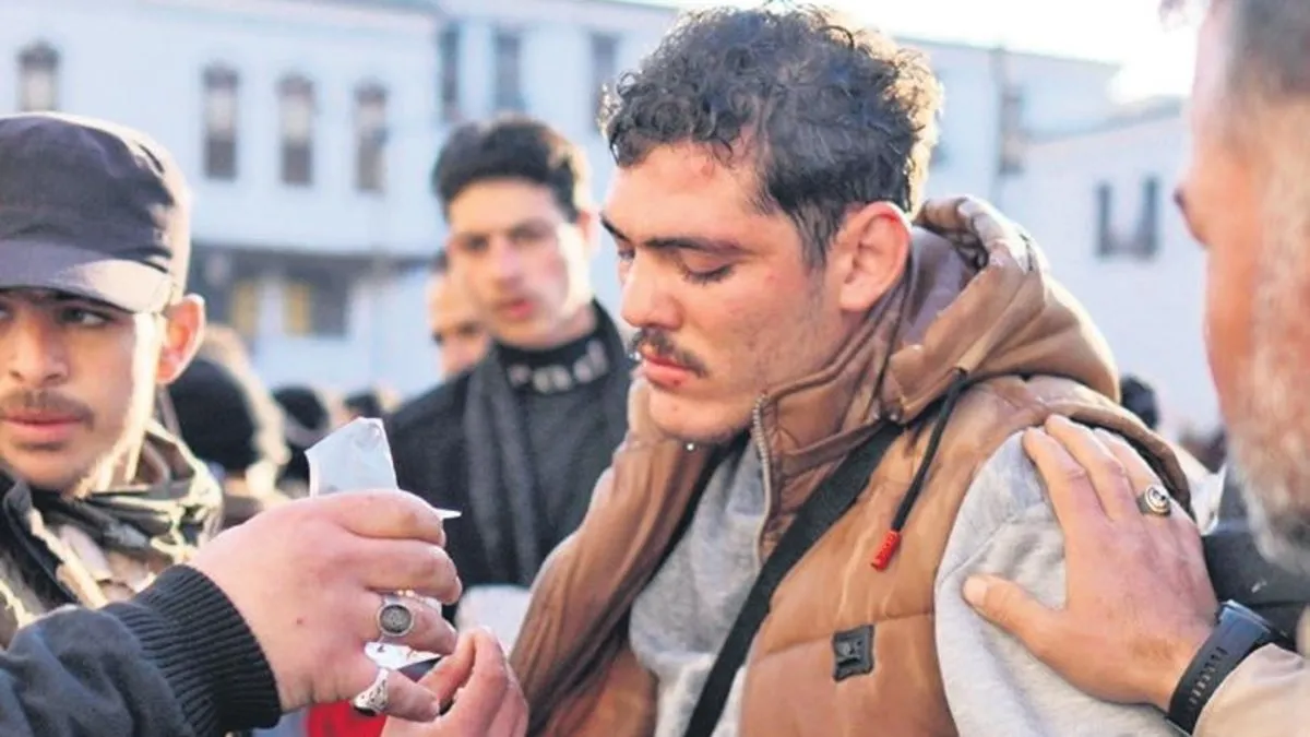 Emevi Camii’nde izdiham: 4 ölü