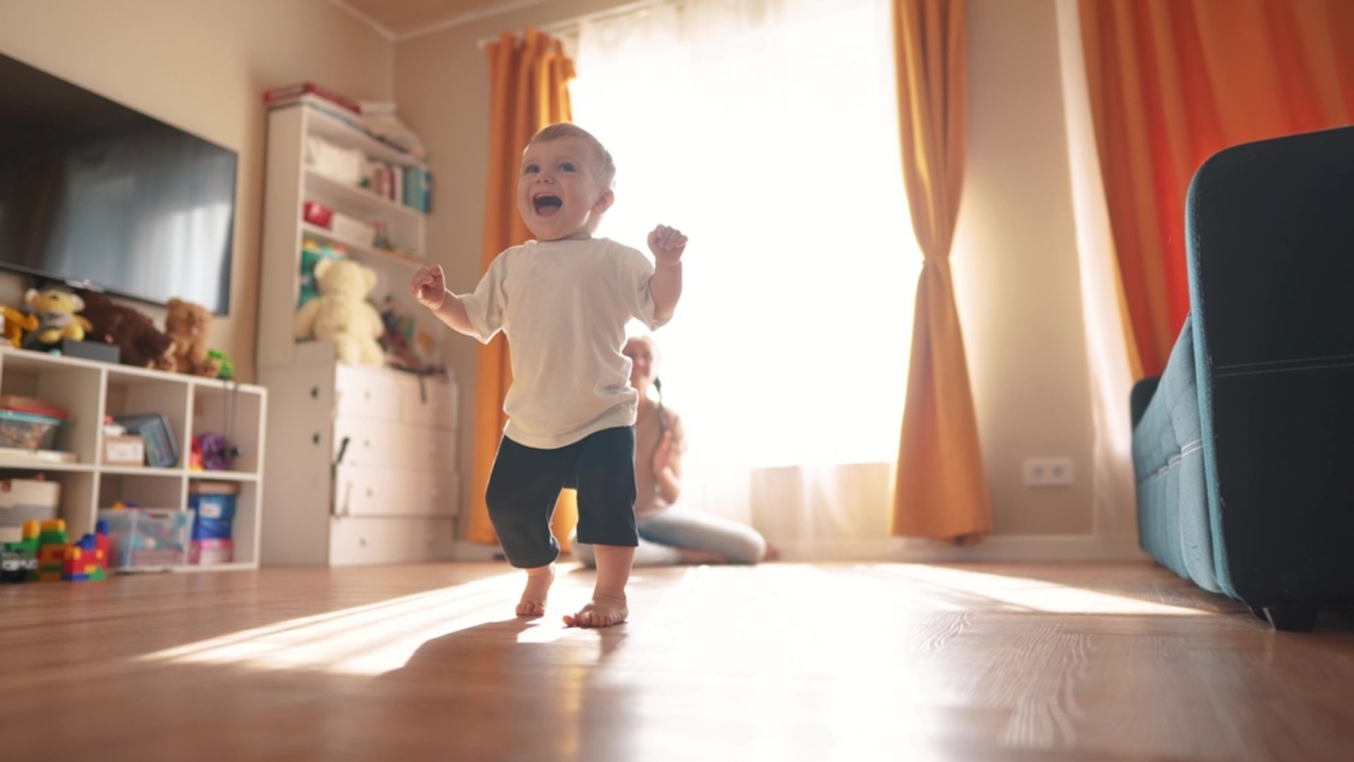 13 aylık bebek gelişimi nasıldır? 13 aylık bebek neler yapar?