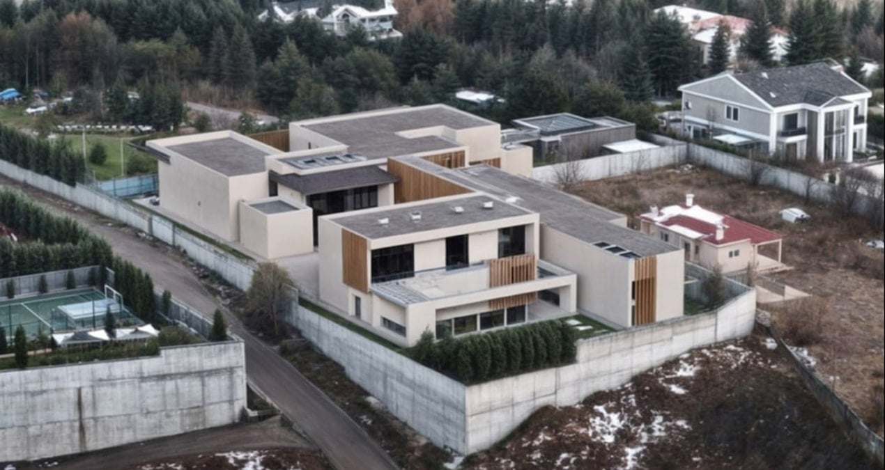 İmamoğlu’nun lojmanını diline dolayan Gökçek, 600 milyonluk villasını unuttu