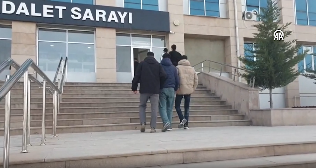 Van’da göçmen kaçakçılığı operasyonunda 6 tutuklama