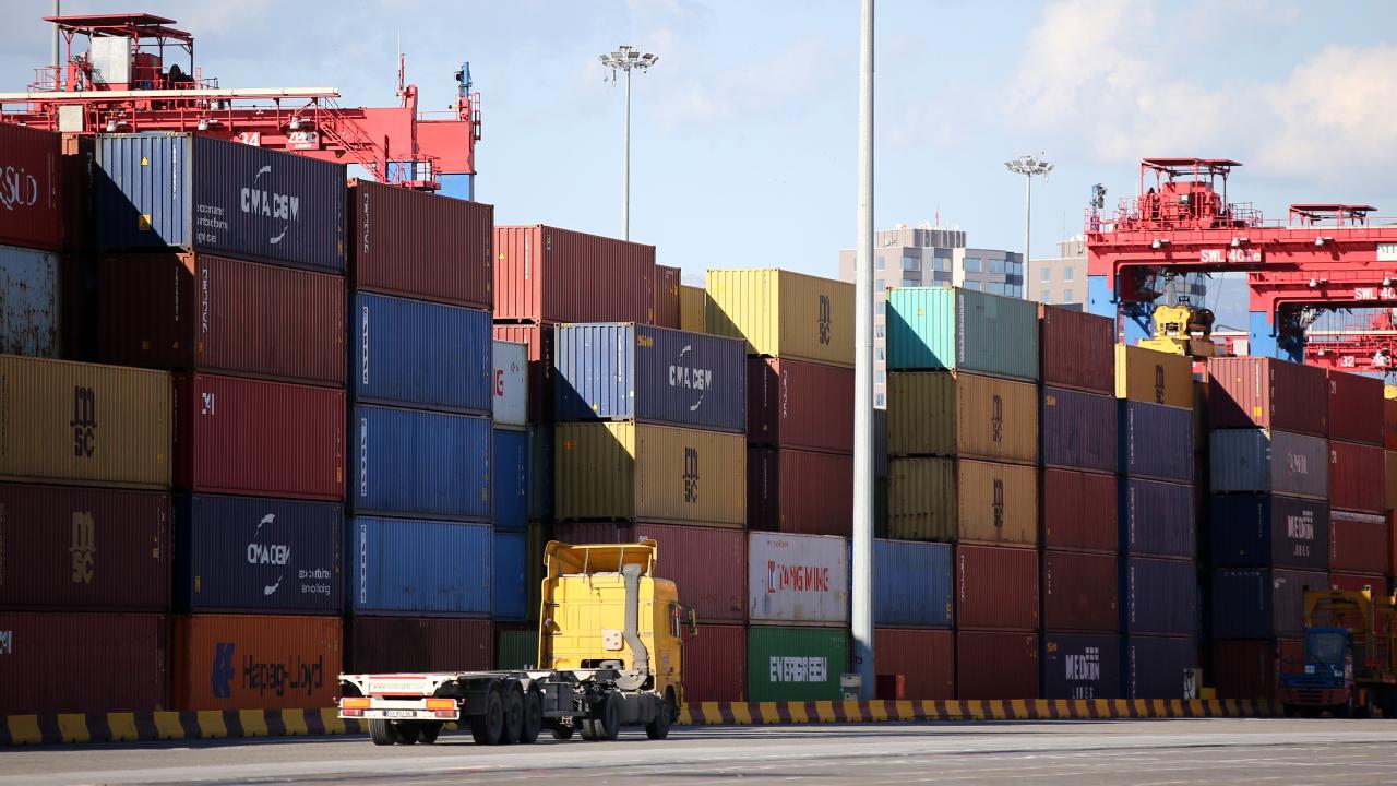 ABD ile Çin’in tarife restleşmesi yeni bir ticaret savaşını başlatıyor