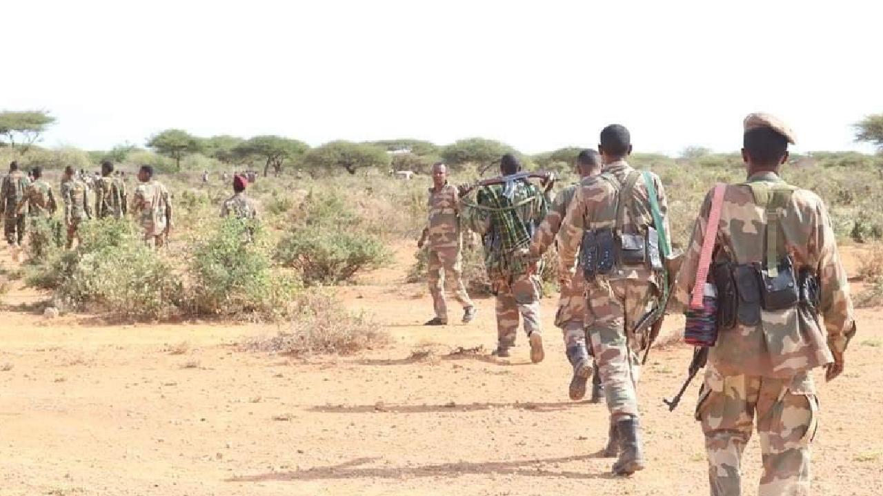 Somali ordusu, Eş-Şebab’ın ele geçirdiği bölgeleri yeniden kontrol altına alıyor